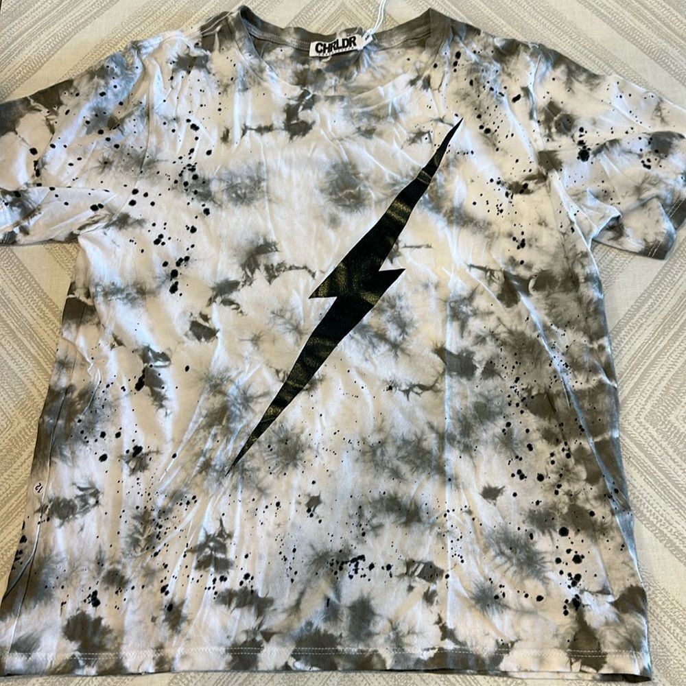 Chrldr Women’s Tie Dye and Splatter Lightning Bolt Wide T-Shirt, Size S